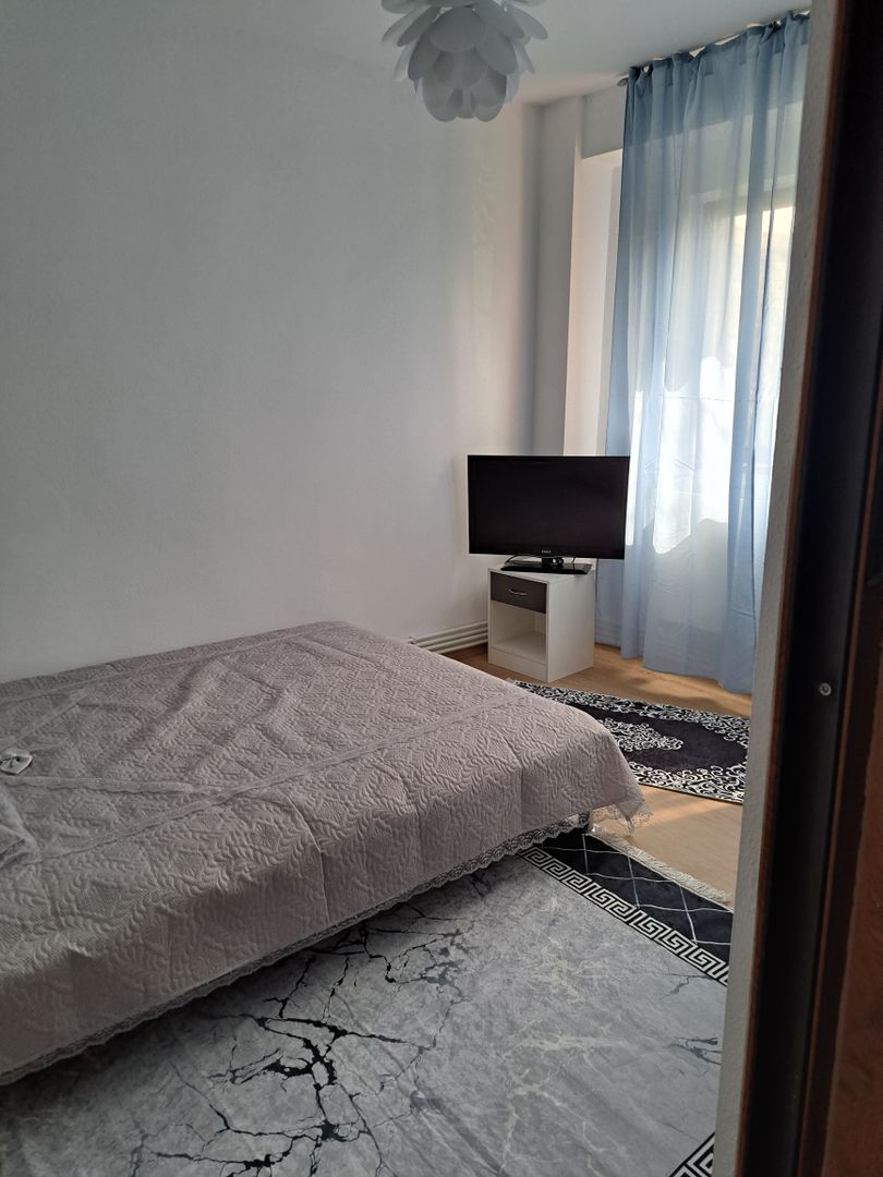 Închiriere apartament 2 camere, mobilat și utilat – Biserica Sf. Vasile - Poză 3