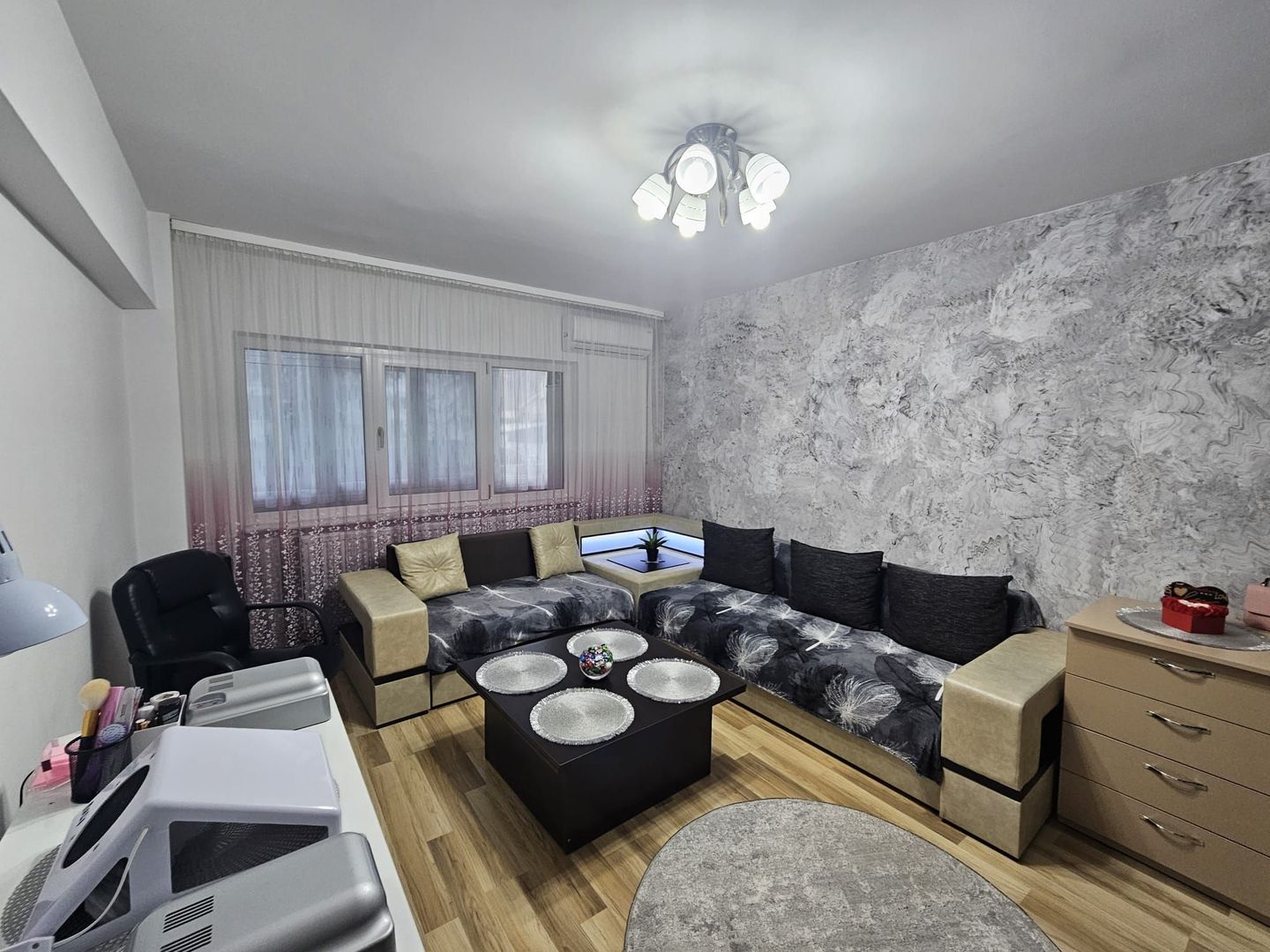 Apartament deosebit 3 camere – lux, complet mobilat, zonă excelentă - Poză 7