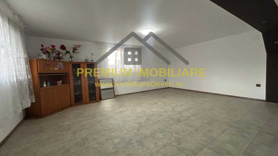 Casă de vânzare la 15 minute de Onești – teren 1000 mp - Poză 1