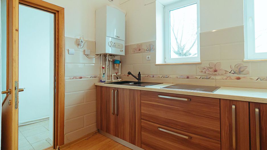 Ultracentral, apartament in casa, pretabil locuit si/sau birouri - Poză 7