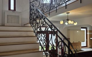 Vila de inchiriat - Poză 1