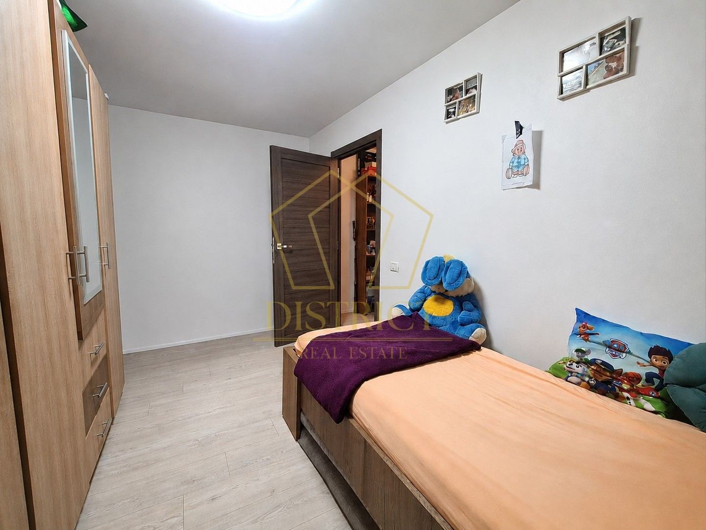 COM 0% Apartament cu 3 camere renovat | Freidorf - Eugen Cuteanu - Poză 3