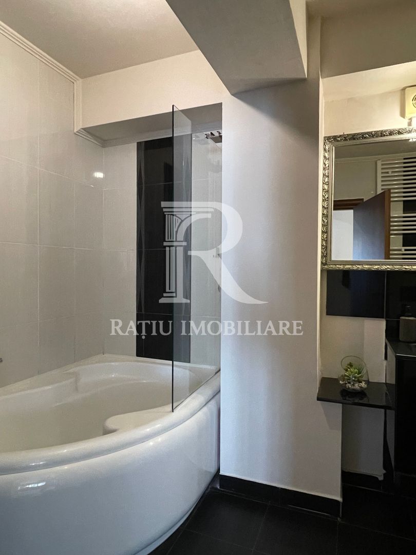 Apartament cu 3 camere | 2 Parcări Subterane | Nufărul | Oradea - Poză 13