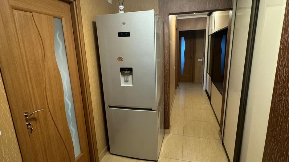 De inchiriat apartament cu 3 camere, Str. Nae leonard, etaj 3, 500 E - Poză 9
