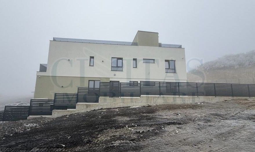 Unitate duplex Cartierul Tineretului, zona Voronet. - Poză 4