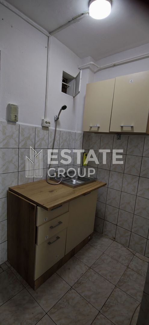 Garsoniera decomandata cu bucatarie si baie - Poză 4