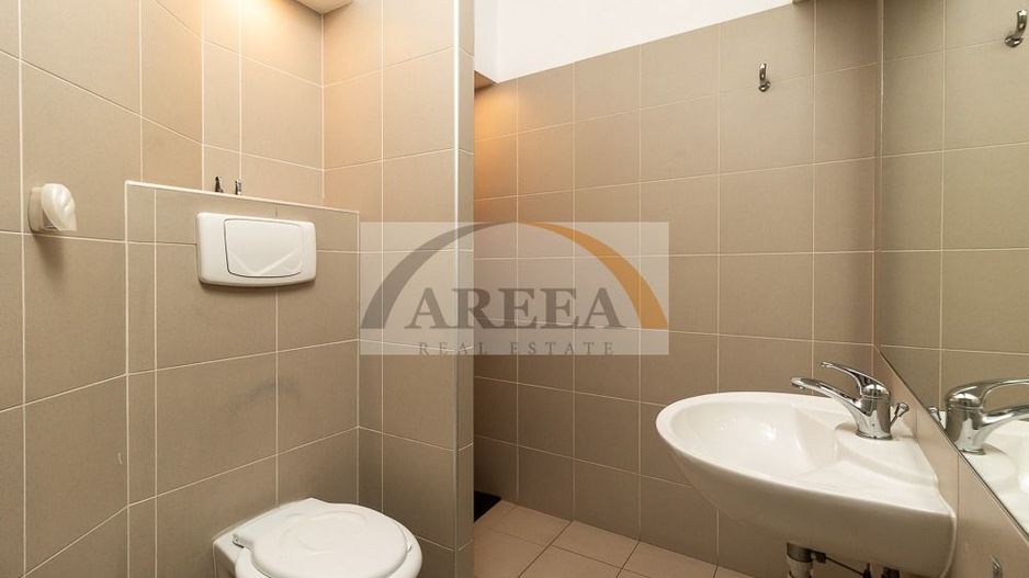 UNIRII FANTANI - 5 camere de vanzare - investitie rara si eleganta - Poză 7