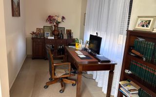 Casa individuala 5 camere 2 bai si 450 mp curte pe Calea Poplacii - Poză 3