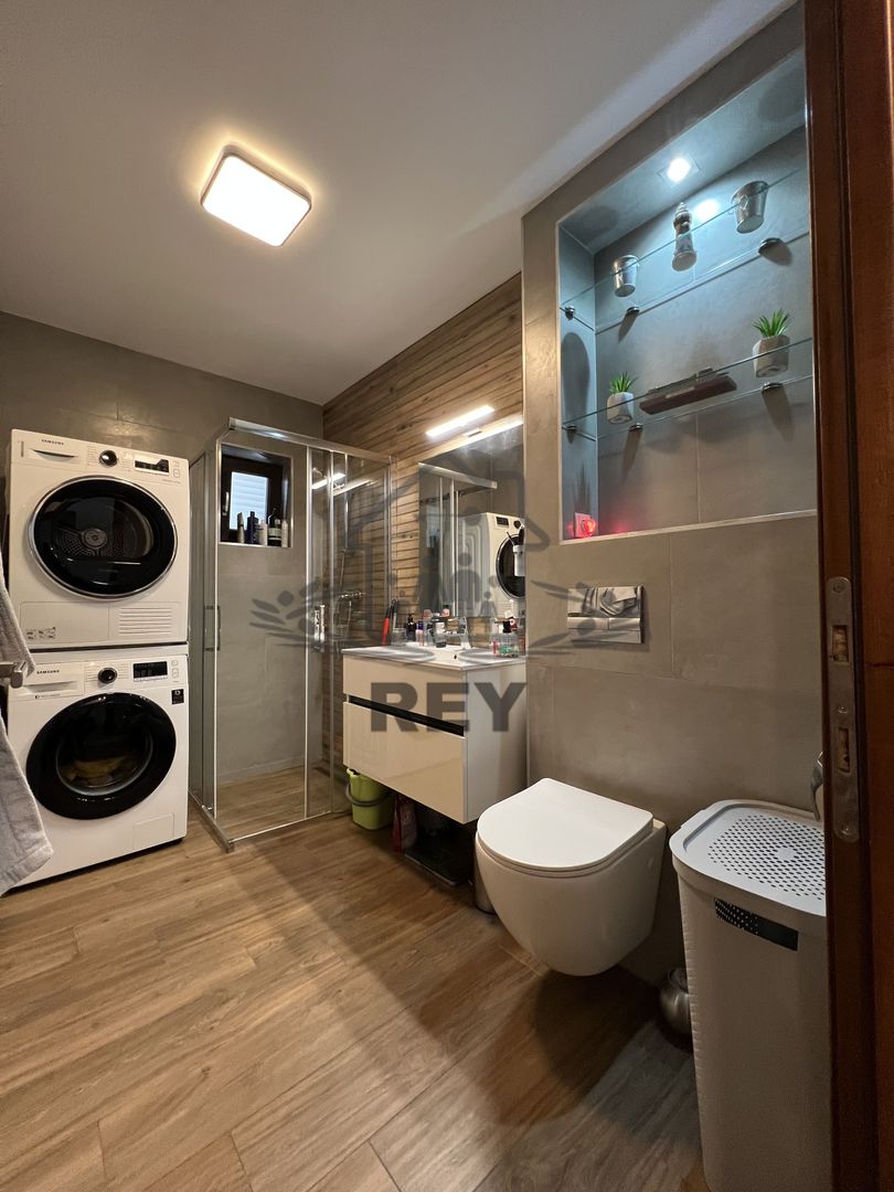 Casă de tip triplex la vânzare 6 camere /Șelimbăr /Secția 1 de Poliție - Poză 25