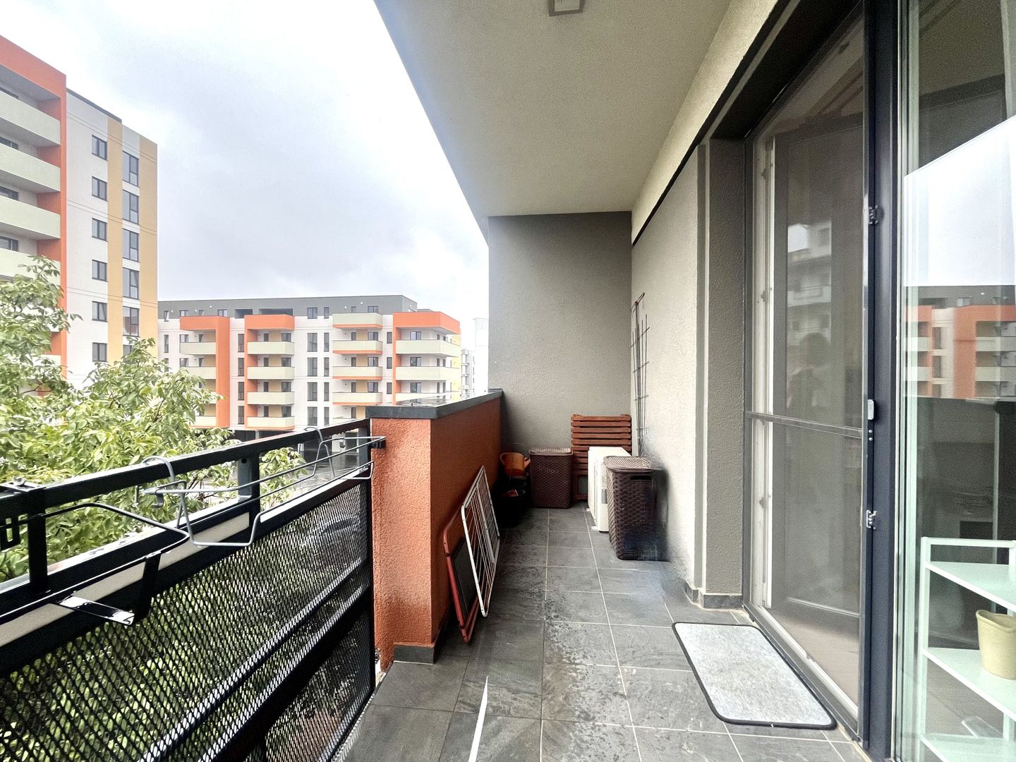 Tur virtual -2 camere, modern si primitor, complex Iris - Torontalului - Poză 15