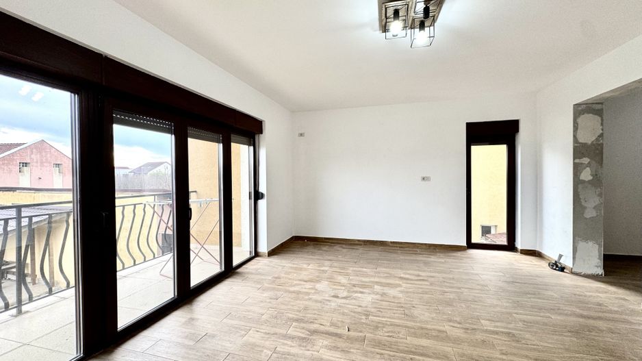 Duplex spațios, prima închiriere, in zona Lunei - Poză 16