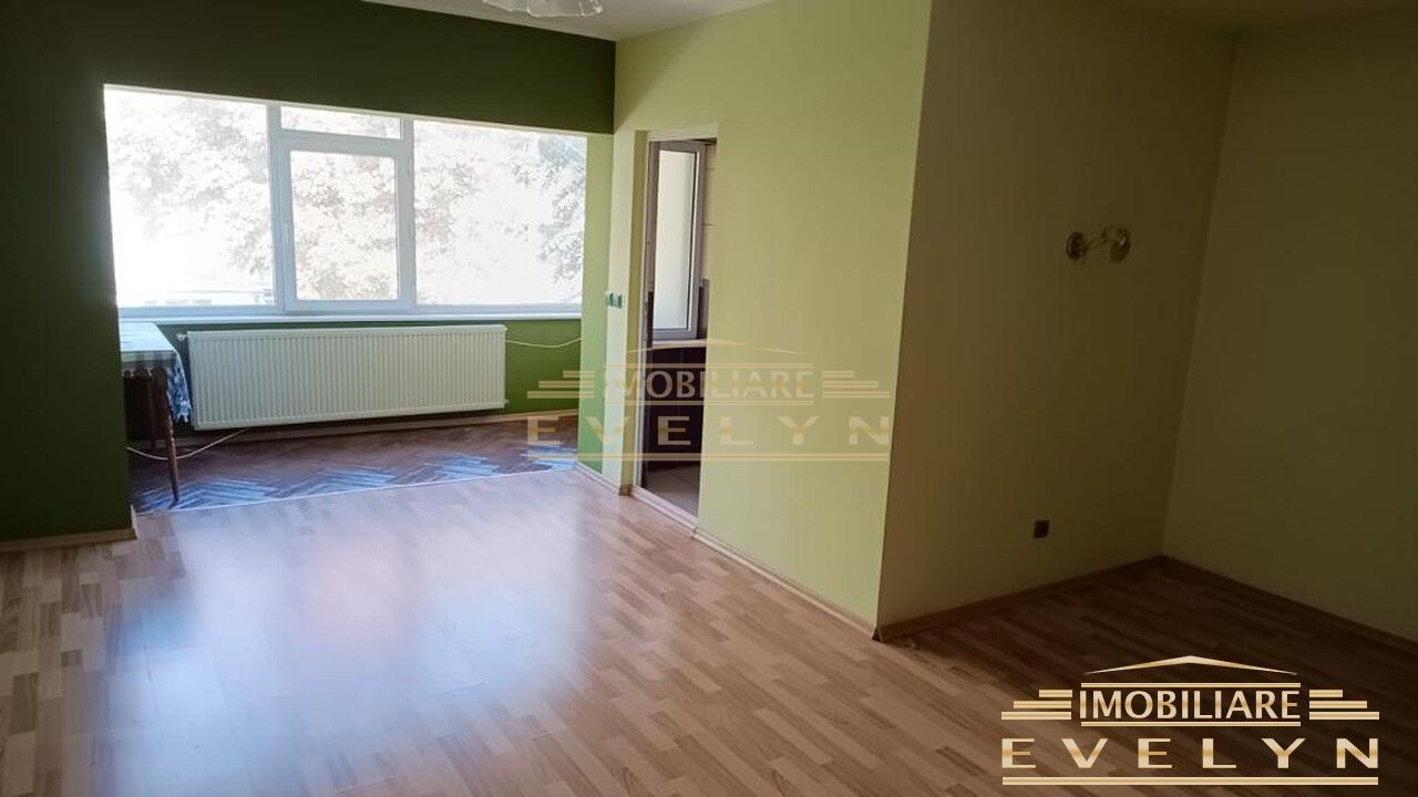 De vanzare spatiu comercial + locuinta + teren, zona Restaurant Tex ( Capat 1 ), pret 265.000 euro! - Poză 5