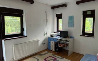 Casa de vânzare zona Favorit - Poză 10