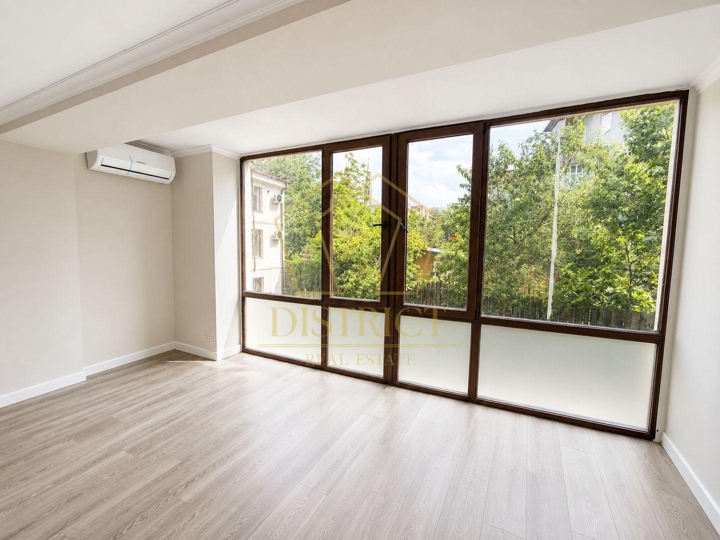 Apartament superb cu 3 camere si 2 bai I Balcescu - Poză 11