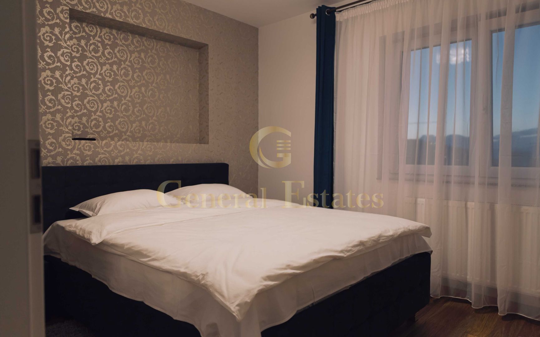 Apartament de vanzare3 camere in apripiere de Coresi - Poză 8