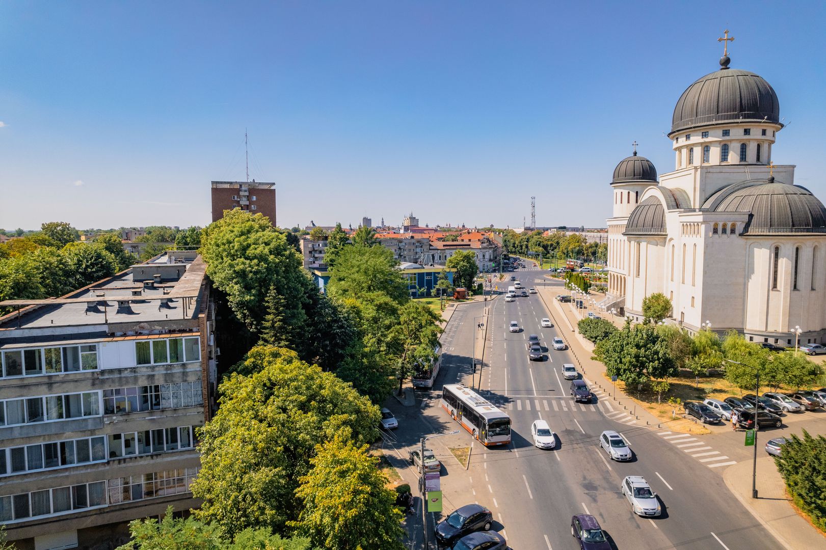 Apartament cu 2 camere zona Podgoria - Poză 1