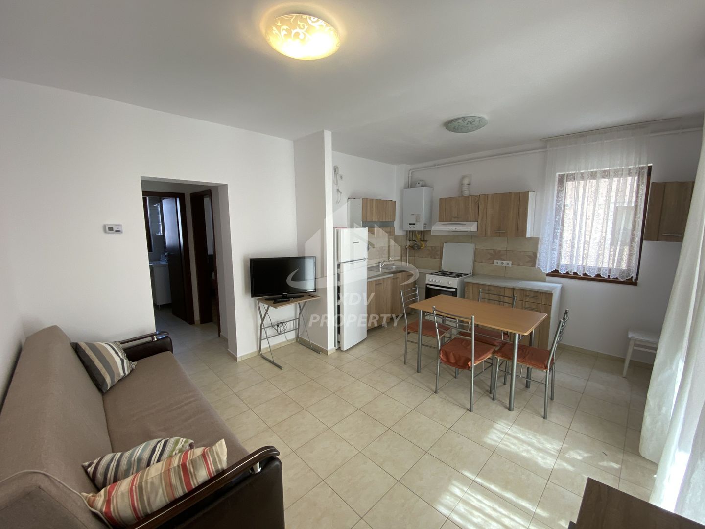 Oportunitate de inchiriere apartament 2 camere ,Sibiu , zona Lazaret - Poză 2