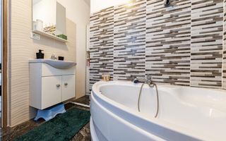 Casa individuala in Dumbravita mobilata si utilata - Poză 11