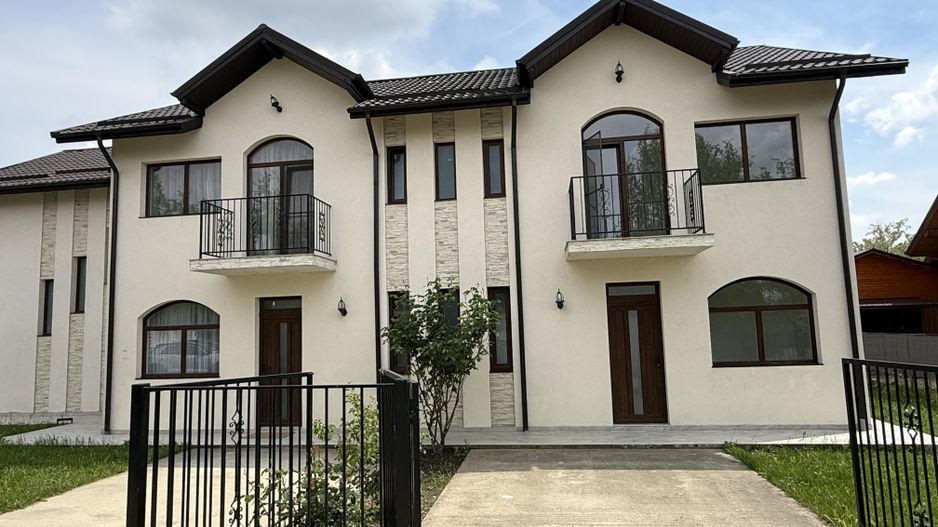 Vila 4 camere cu arhitectura deosebita langa pădure in Corbeanca ! - Poză 1