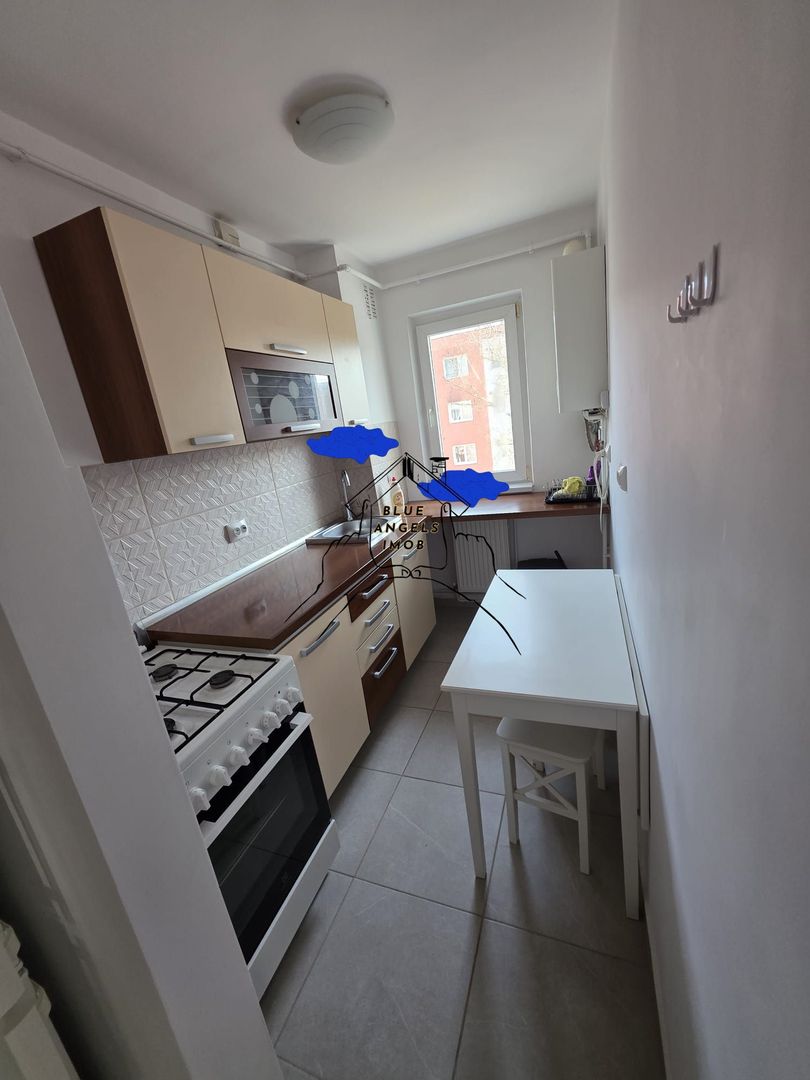 Apartament 2 camere,etaj 3 – zona str. Mircea cel Batran, PET FRIENDLY - Poză 5