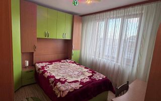 Apartament 2 camere de vânzare, Strada Varnav. - Poză 3