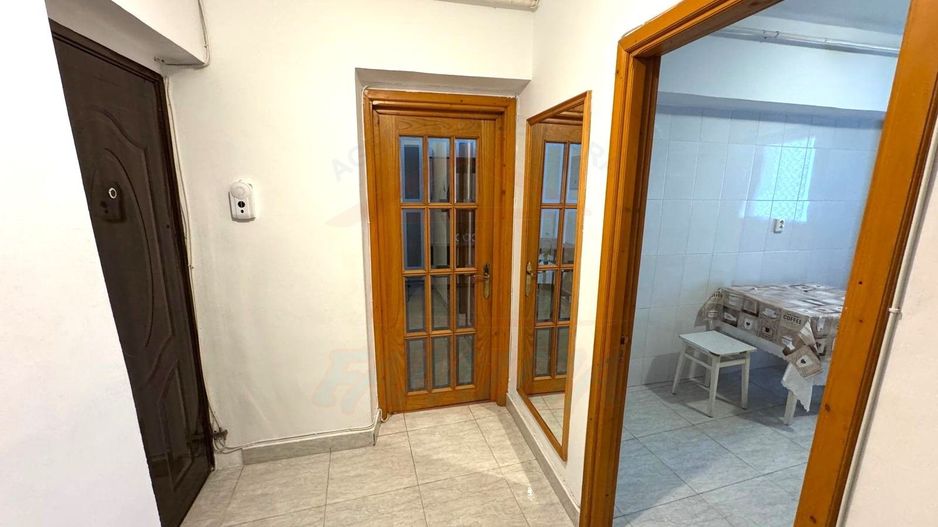 73.5oo euro, NEGOCIABIL, 2 camere decomandate, Micro21 - Poză 3