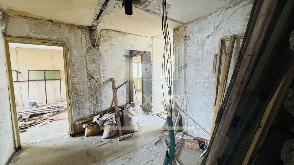 APARTAMENT 3 CAMERE ETAJ 4 GRUI CAMPULUNG - Poză 5