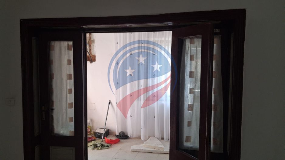 Casa 3 camere, teren 736 mp, de vanzare în Bailesti - Poză 2