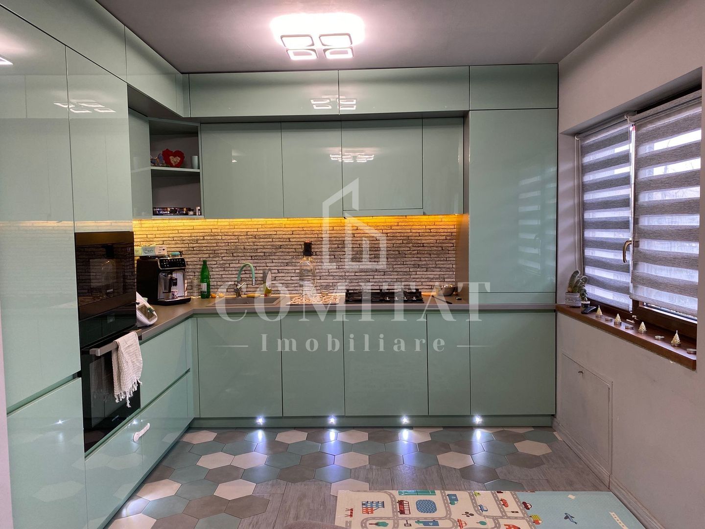 Casă tip duplex | Dezmir | Zonă rezidențială liniștită - Poză 4