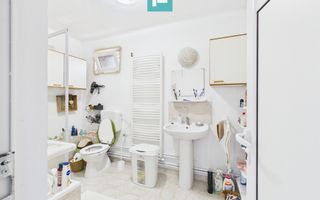 Casă cu 4 camere în Curtici pentru investiții - Poză 7