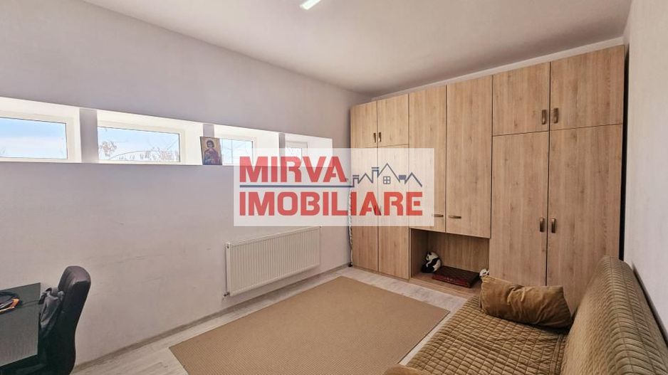 Vanzare hala +  casa  4 camere, in Albesti Paleologu - Poză 83