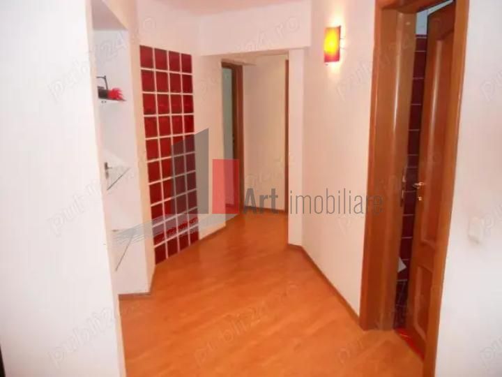 APARTAMENT 4 CAMERE  ULTRACENTRAL. - Poză 6