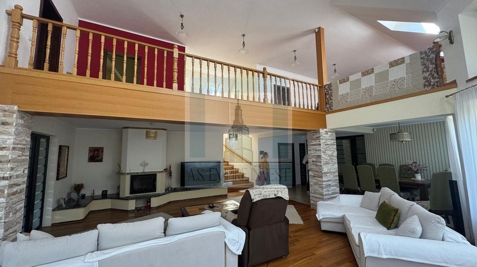 Casa/Vila deosebita 11 camere mobilata-utilata LUX -zona Hoghiz/Brasov - Poză 6