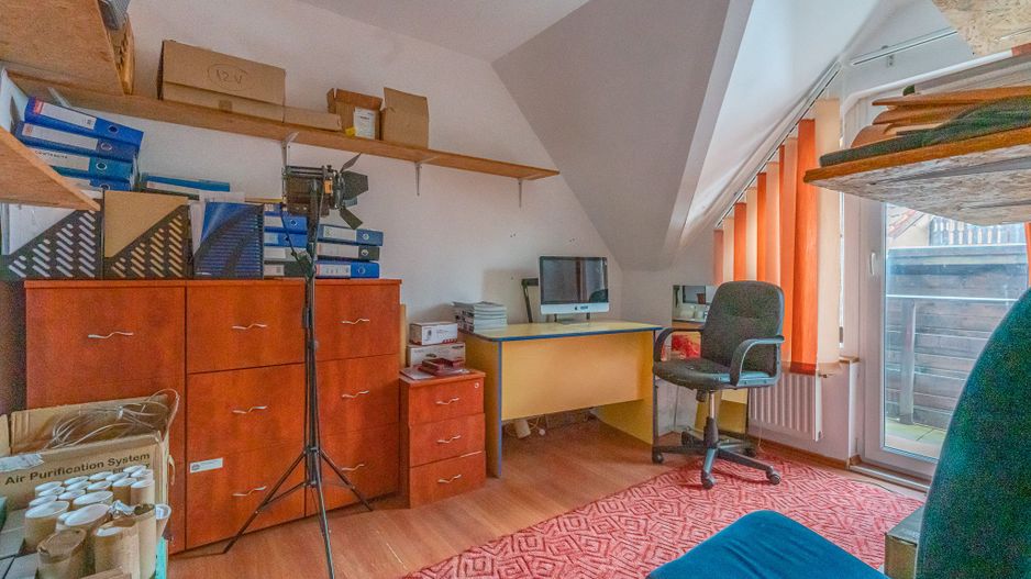 Casa individuala in Dambul Morii cu vedere spre Piatra Mare - Poză 11