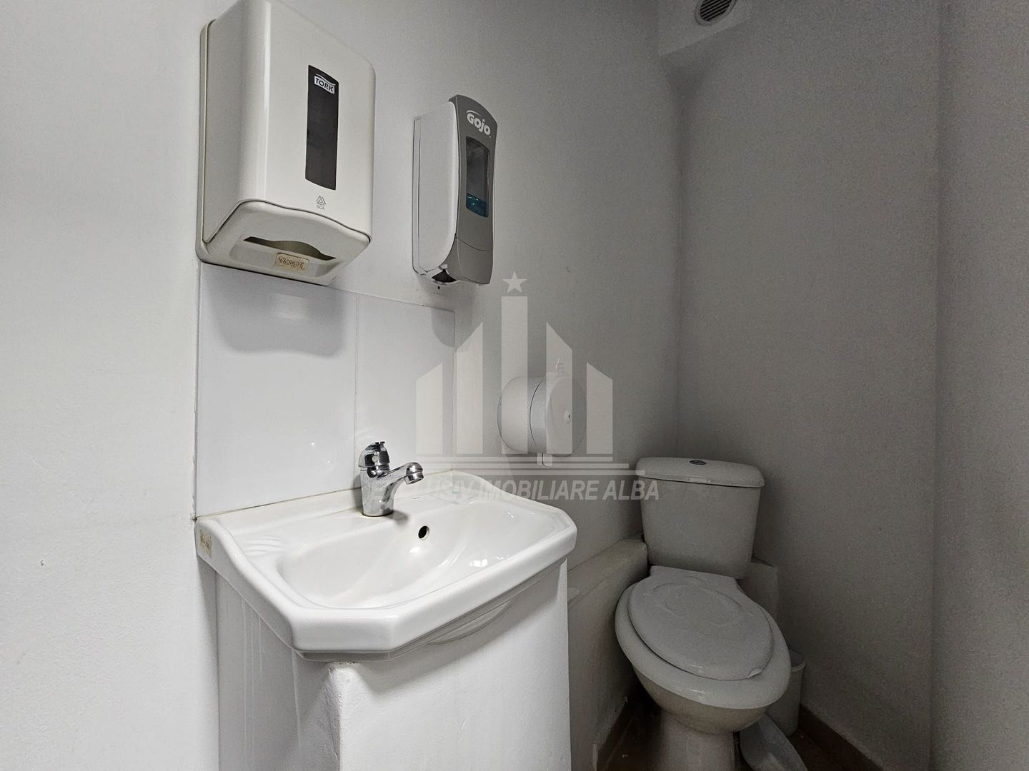 Spatiu comercial de Inchiriat - Poză 8