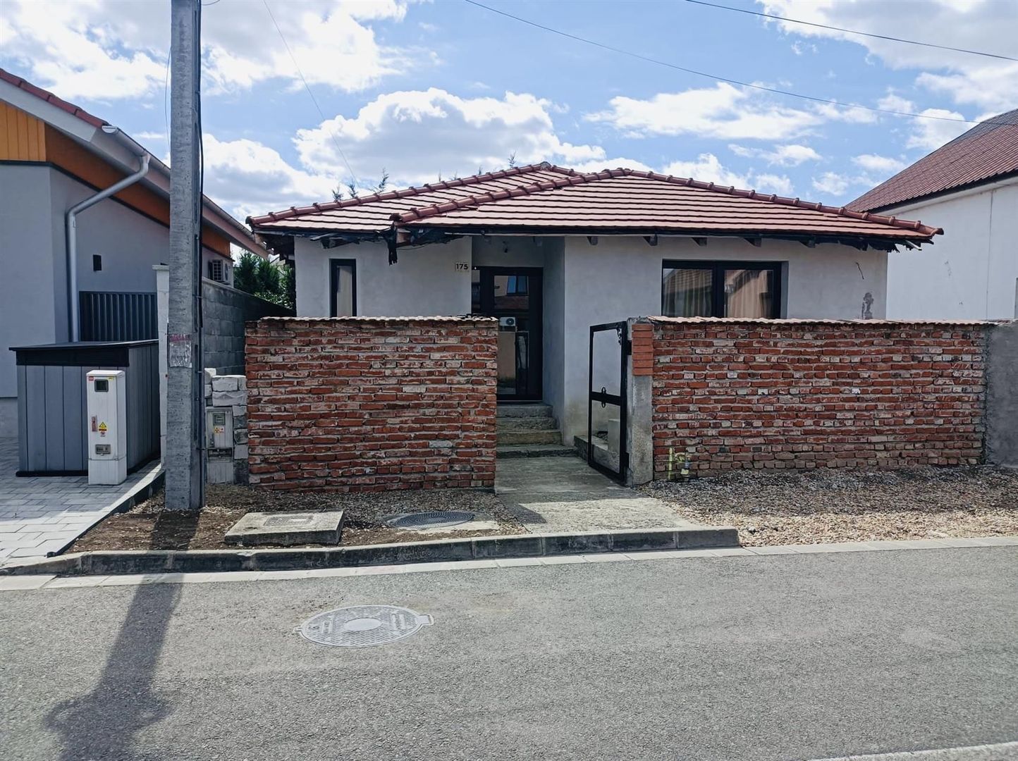 Casa noua de vanzare Sanmartin - Poză 1