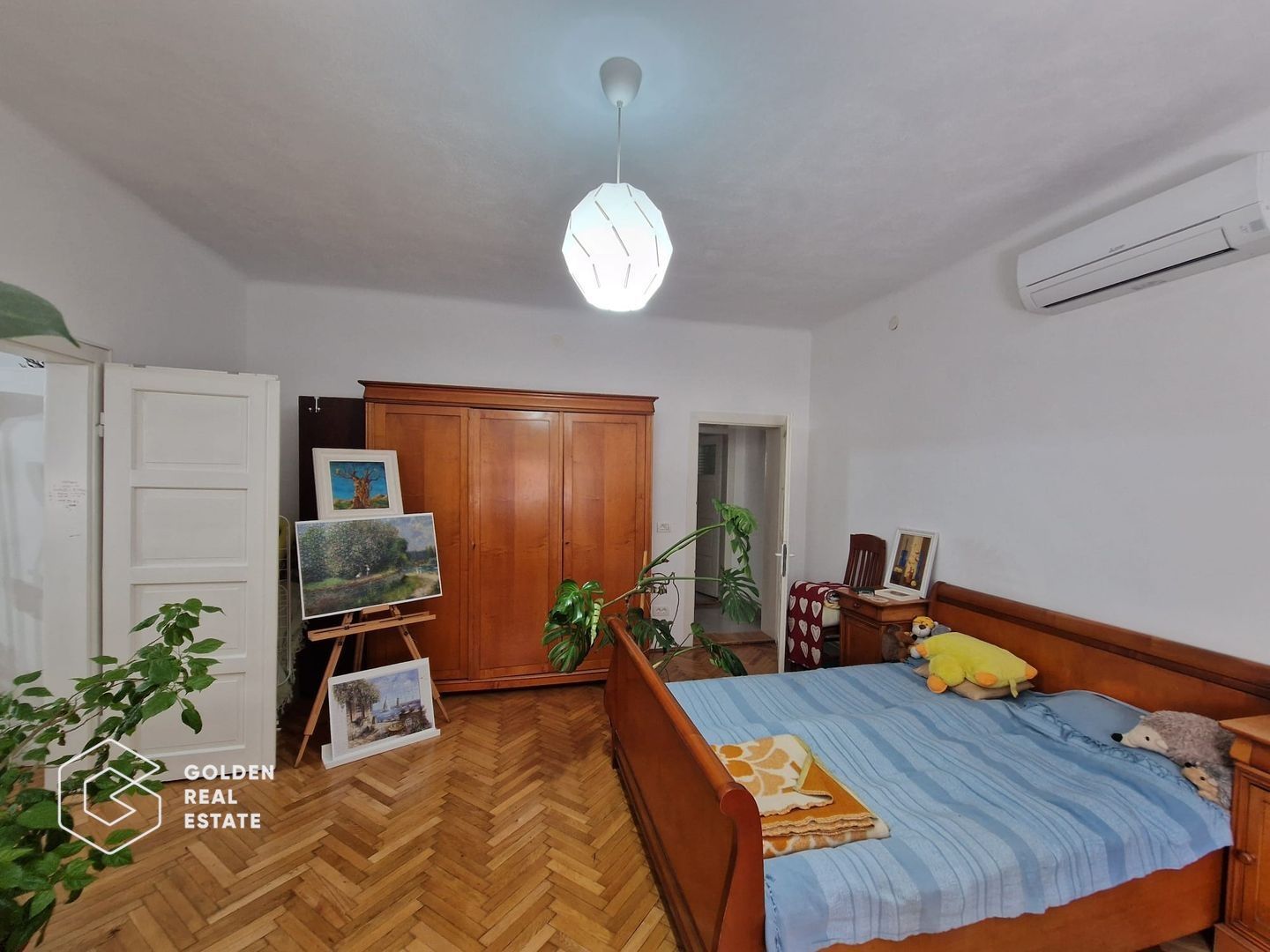 Apartament 3 camere, ultracentral, luminos si frumos amenajat - Poză 3