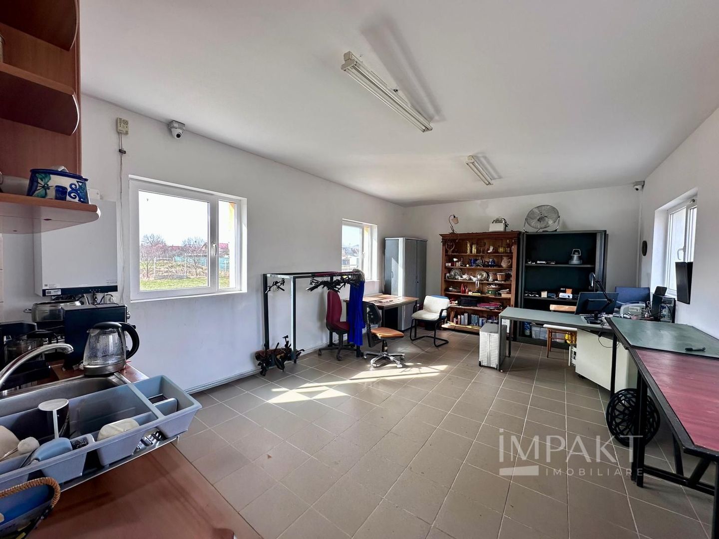 Floresti – Spatiu comercial 85 mp, acces parcare, securizat - Poză 4