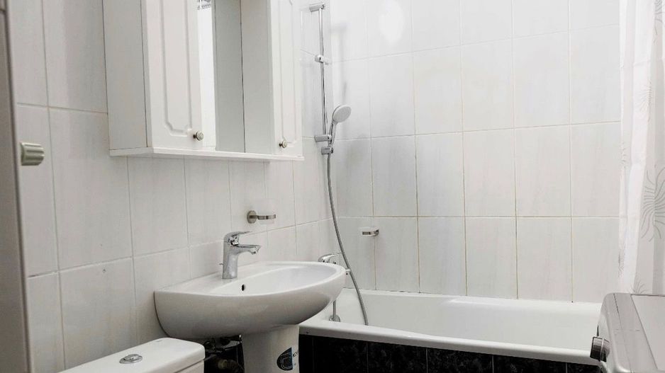 AP. 2 CAMERE VITAN, BUCATARIE INCHISA, RENOVAT, MOBILAT/UTILAT - Poză 4