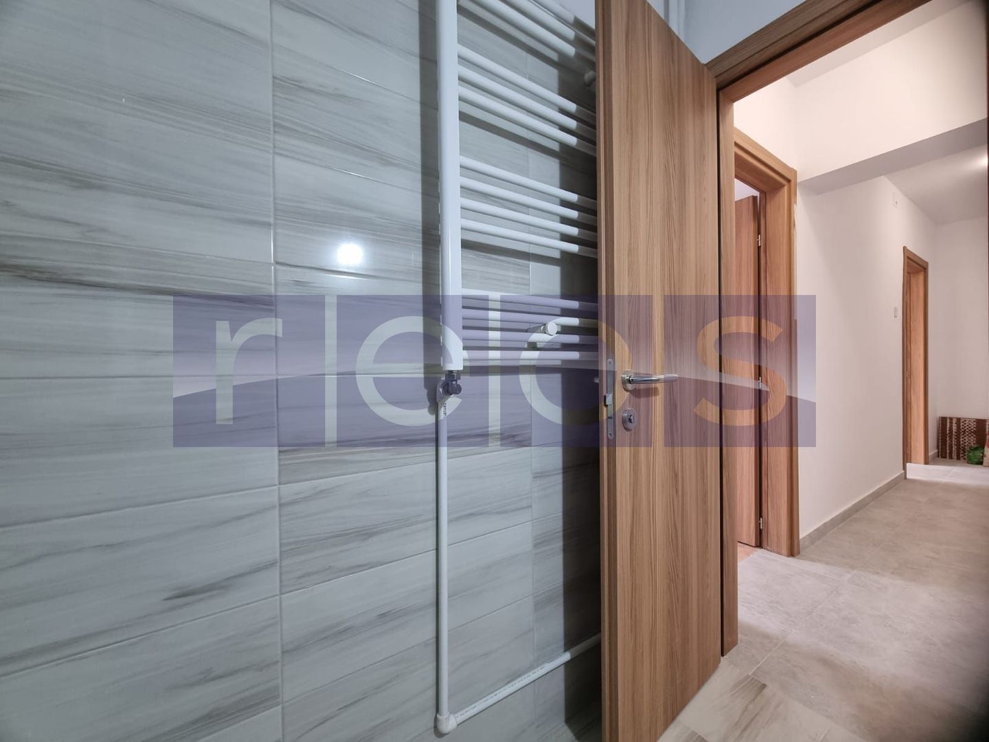 VANZARE 4 CAMERE DECOMANDAT -UNIRII - VEDERE FANTANI - 104mp - Poză 10