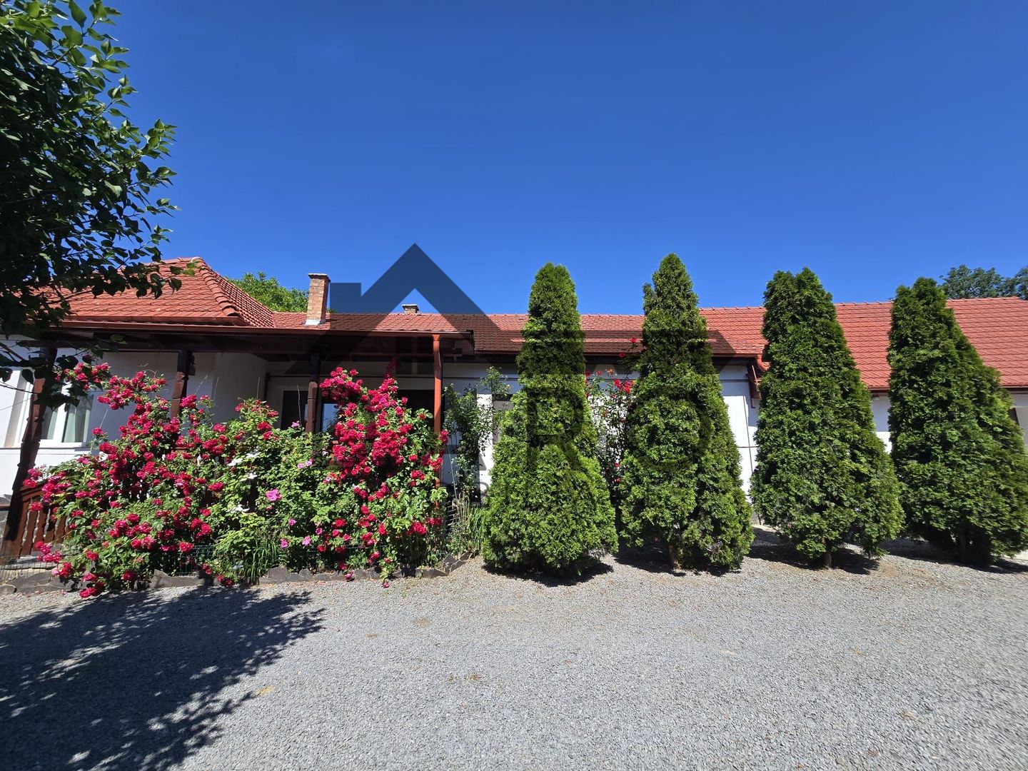 Casa in Livezeni , 140  mp utili , in centrul localitatii . - Poză 20
