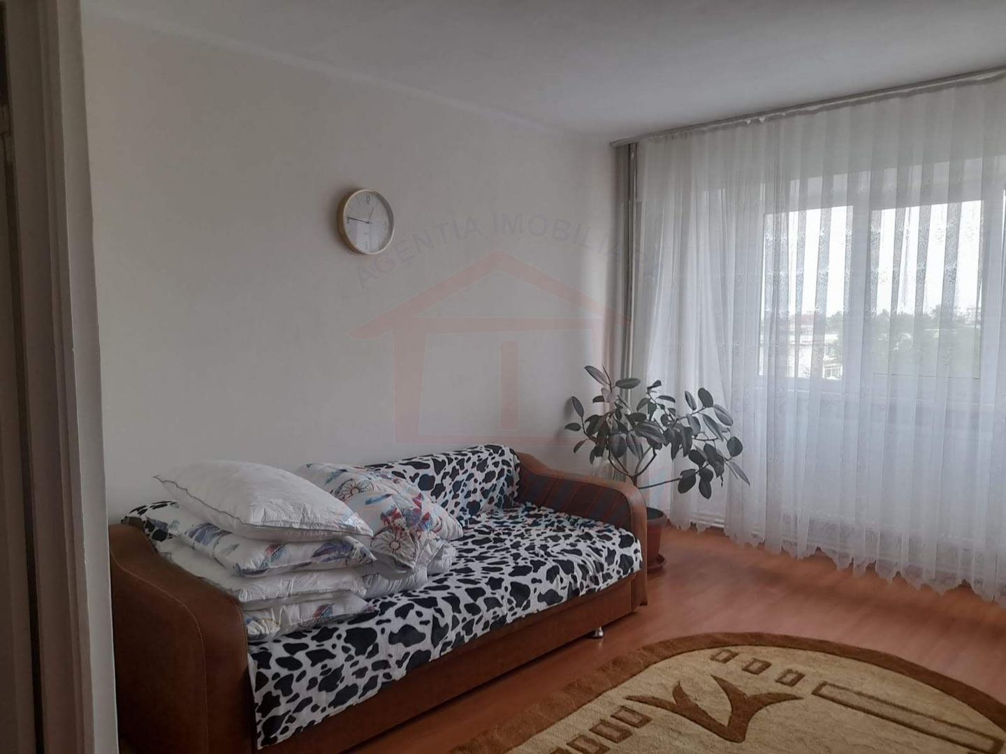 SE VINDE APARTAMENT CU 2 CAMERE, MAZEPA 1, 69.000 EURO - Poză 1