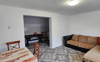 Casa centrala, recent reconsolidata – Strada Traian, Galati - Poză 4