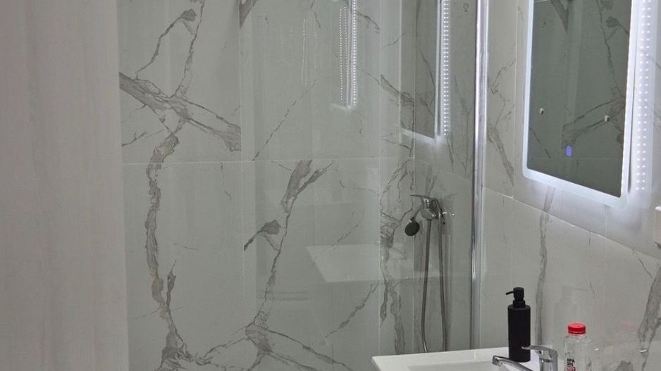 AP. 2 CAMERE SALAJAN,BUCATARIE INCHISA,PET-FRIENDLY,LOC PARCARE. - Poză 6