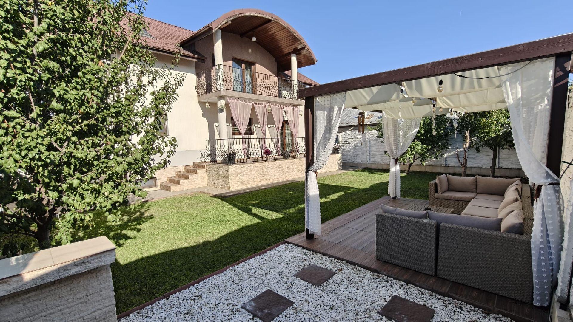 DE VANZARE  Vila 9 camere Colentina - Poză 1