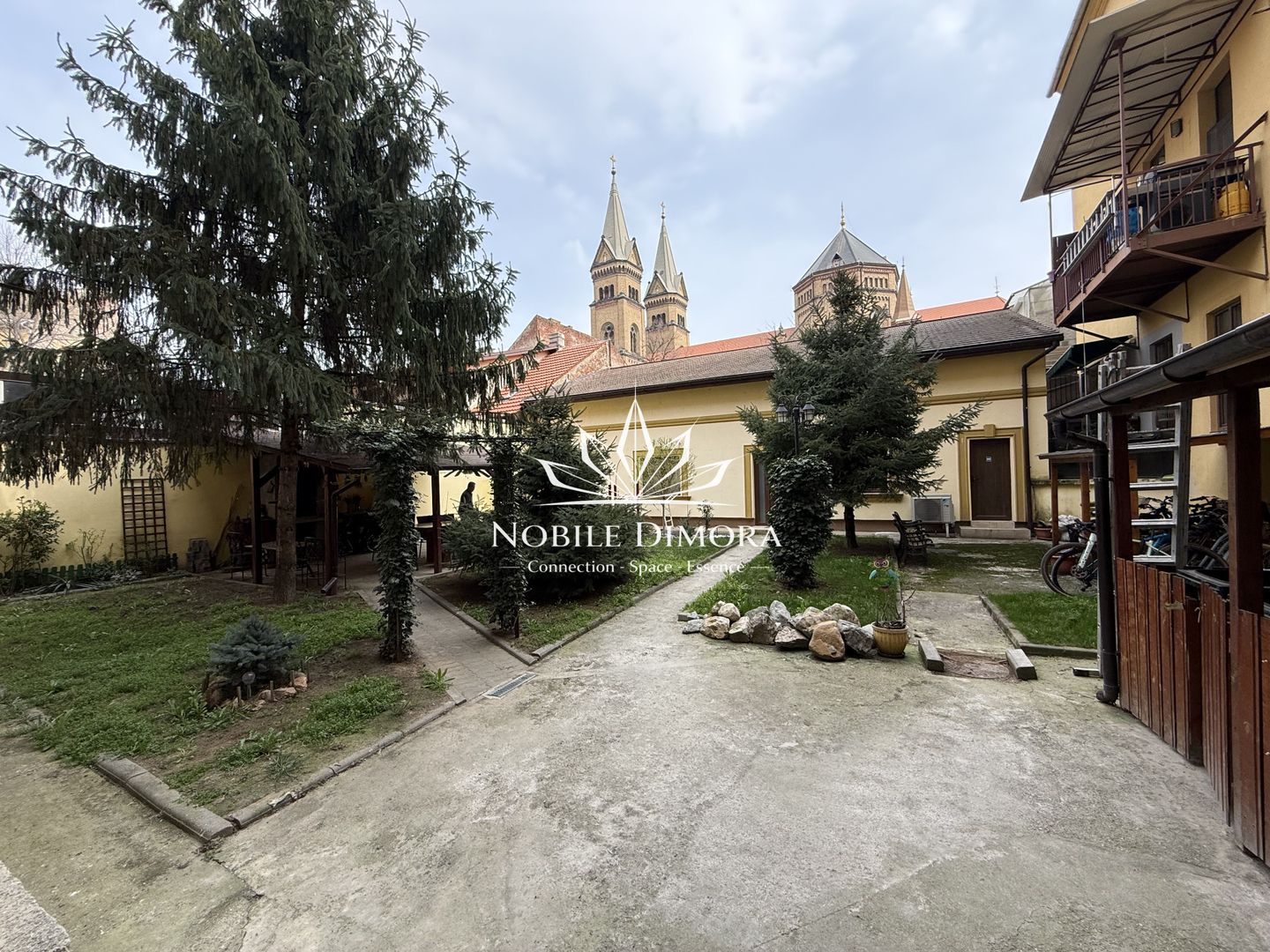 Apartament istoric de lux cu 3 camere de 130mp langa Prefectura - Bastion - Poză 19