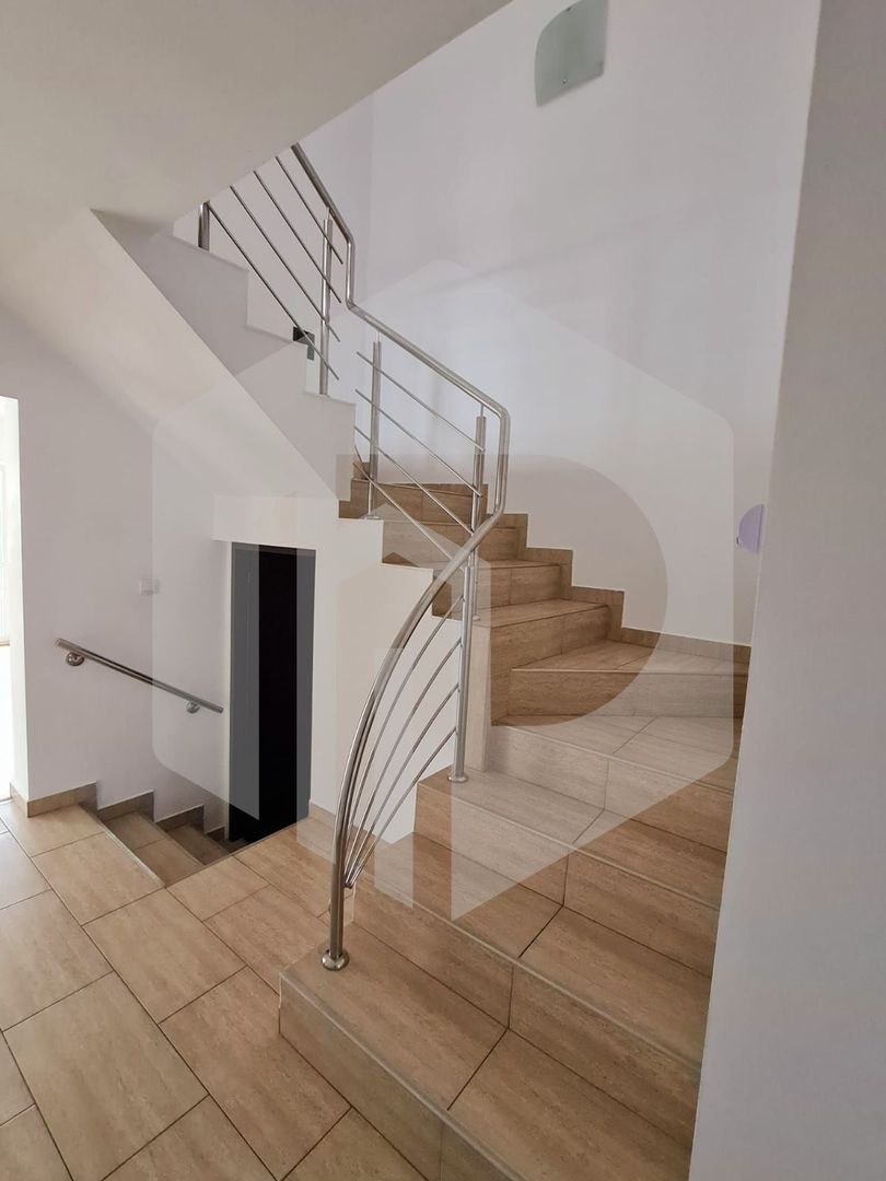 Casa de inchiriat in Selimbar- Str.Pictor Brana- birouri sau casa - Poză 12