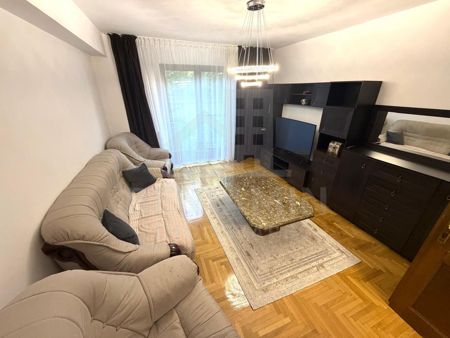 Apartament 2 camere 83mp parter cu gradina Stadion Ion Oblemenco 2007 - Poză 1