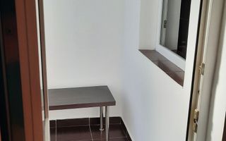 VANZARE GARSONIERA COMPLET UTILATA I LIBERA I ZONA BULEVARDUL GHENCEA - Poză 8