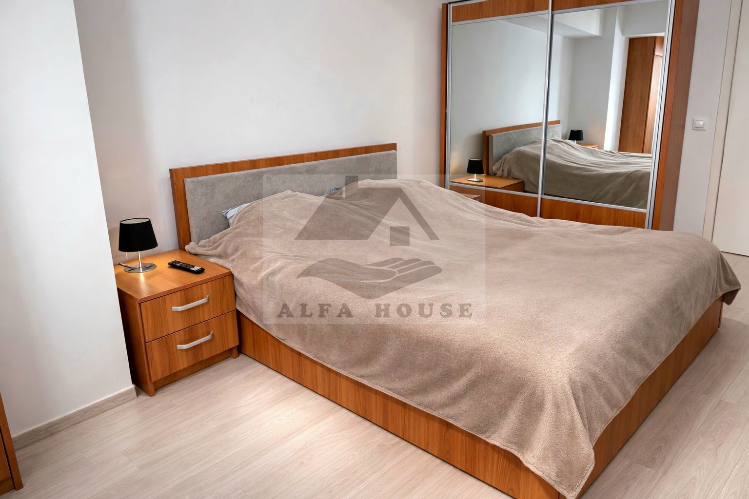 Apartament cu trei camere - locatie TOP , zona CORESI - Poză 10